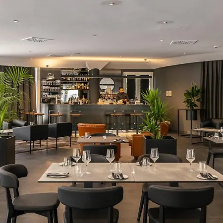 Da Vinci Hotel 4*