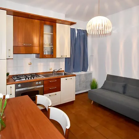 San Siro-duomo Wi-fi & Netflix Apartment *