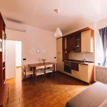 Apartment San Siro-duomo Wi-fi & Netflix