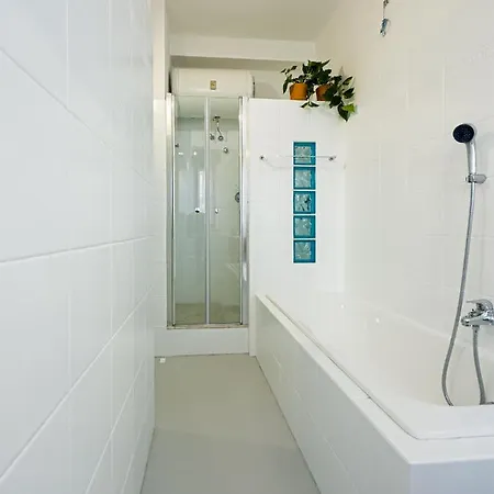 Litta's Flat In Affori - 3 Mins Walk From Mm3 Mailand