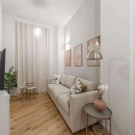 The Rent - Lovely One-bedroom In Corso Di Porta Vittoria Apartment *
