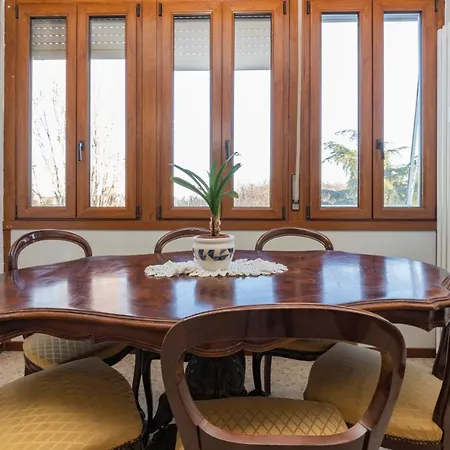 I Host - Ande 12 Milano