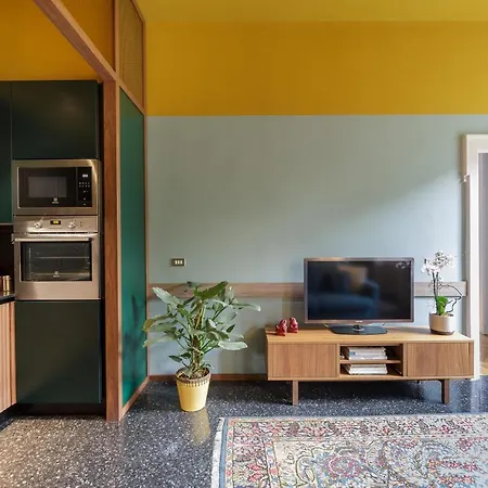 The House On The Boulevard Apartment *