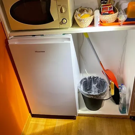 Isolab: Monolocale In Zona Isola *