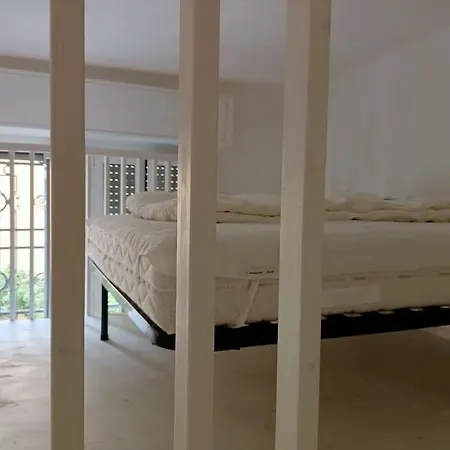 Silenzioso Loft Vicino Alla Stazione Centrale Daire Milano