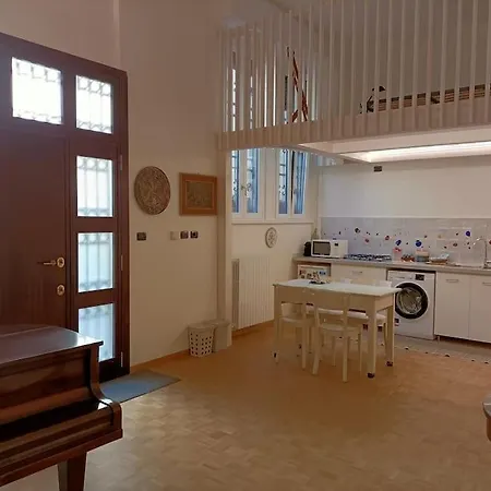 Silenzioso Loft Vicino Alla Stazione Centrale Milano