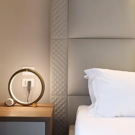 Prestige Boutique -piazza Duomo Apartman Milánó