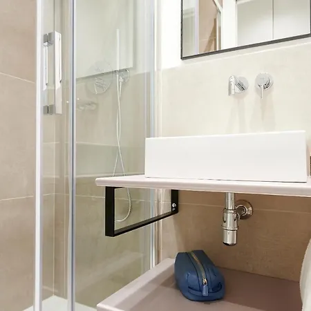 Πανσιόν Ribbon