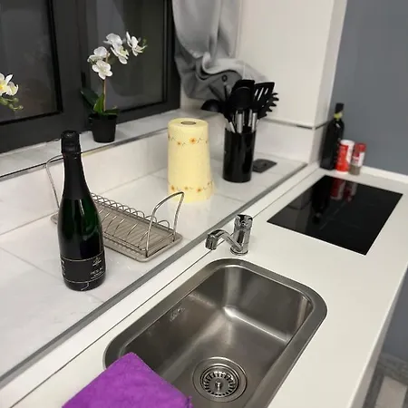 Armani House, Superior In Center *