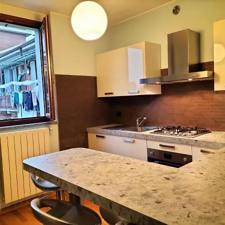 公寓 Big Bright Flat In Close To Loreto Square *