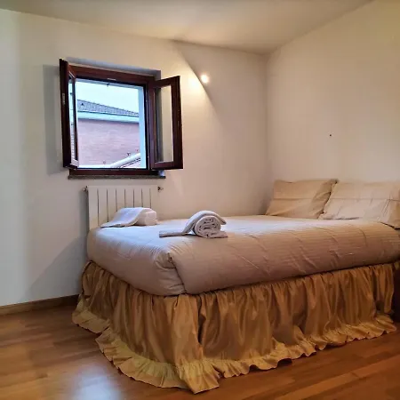 Casa Atene * Milan