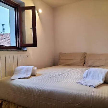 Big Bright Flat In Close To Loreto Square *