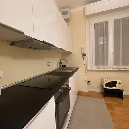 Easy Italy Balcony Apartamento *