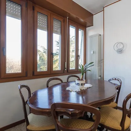 I Host - Ande 12 * Milano