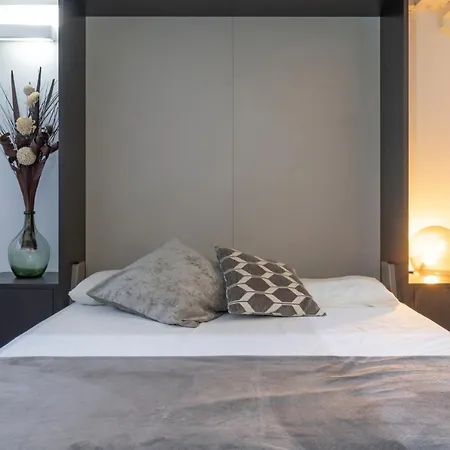 Lägenhet Golden Prestige Milano