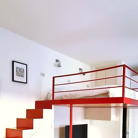Apartment Casa Di Ringhiera Alle Colonne Di San Lorenzo Milan