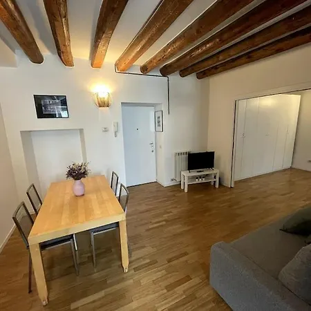 Apartment Tortona, 12 - Tra Fashion E Design