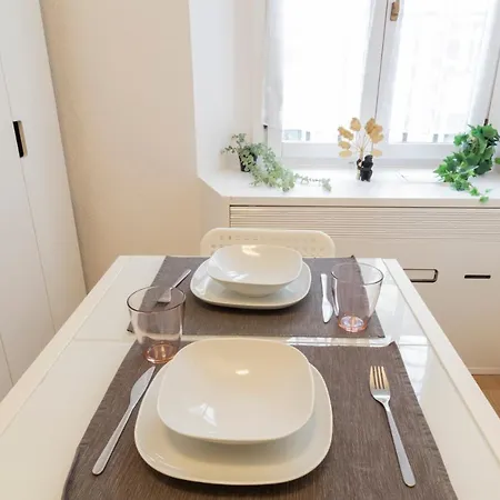 דירה I Host - Alessi 10 *