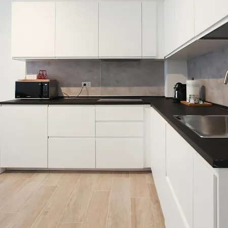 Lovely - Lovely Porta Romana * Milano