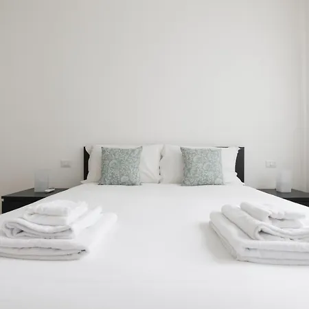 Lovely - Lovely Porta Romana Appartement