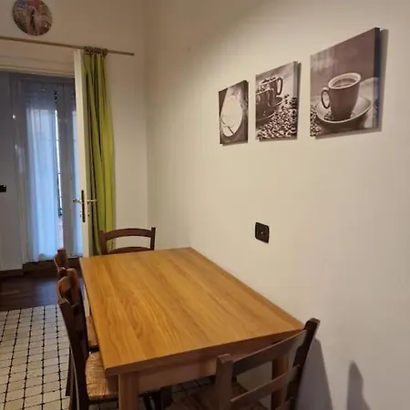 Apartment Sempione Yellow *