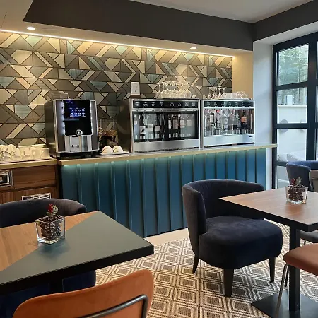 Отель Boutique Martini 17
