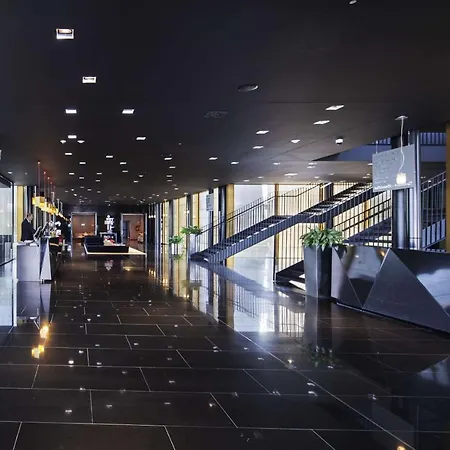 Hotel Nh Milano Fiera 4*