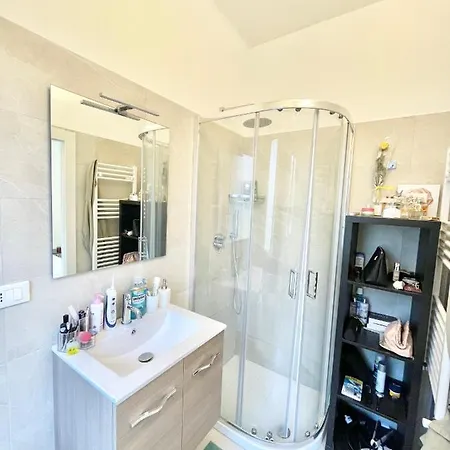 Camera Con Bagno Privato Interno - Zona Bocconi Gasthof Mailand