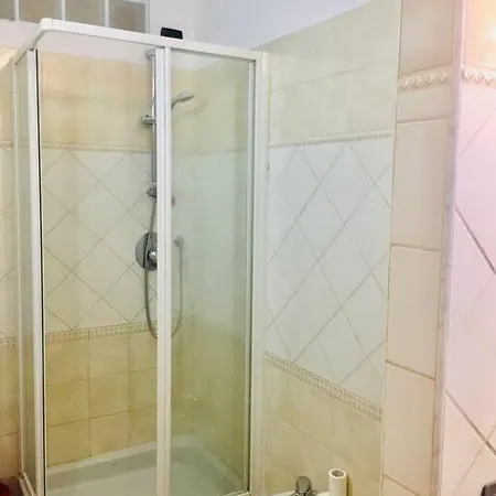 Rei Апартаменты Милан