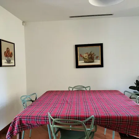 Pensión Stanza N. 3 In Incantevole Zona Solari