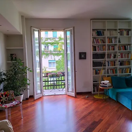 Affittacamere Stanza N. 3 In Incantevole Zona Solari 3*
