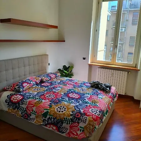 Stanza N. 3 In Incantevole Zona Solari Pensión Milán