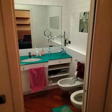 Stanza N. 3 In Incantevole Zona Solari Pensión Milán