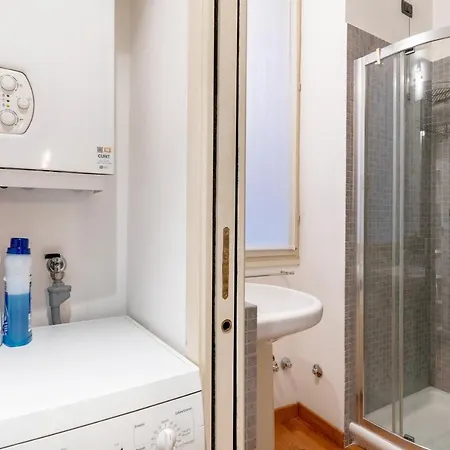 Joivy Warm Flat For 2 In Isola, 10 Min To Centre Apartment Milan