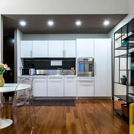 Joivy Elegant 1 Bedroom In Front Of The Sforzesco Castle *