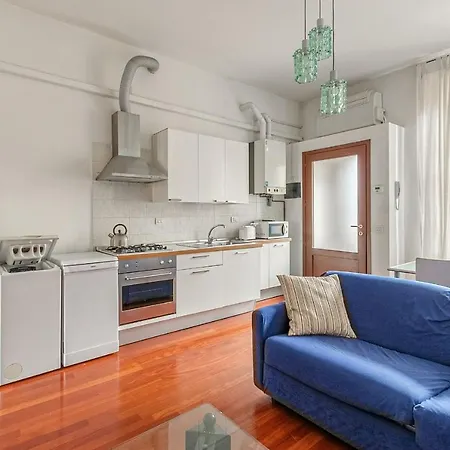 Ascanio Sforza By Halldis Apartment Milan