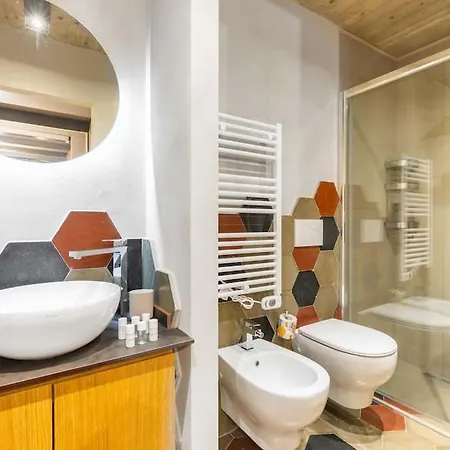 Apartment Luxury Loft Navigli, Duomo, Metro M2 A Due Passi *