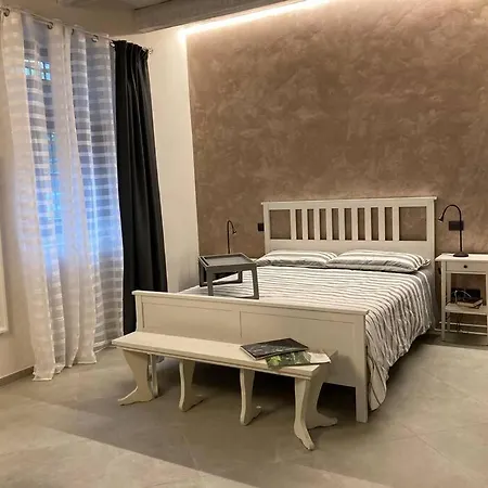 Naviglio Grande In * Milão