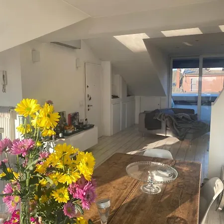 아파트 Attic 9th Floor With 2 Terrace In Center Brera With Amazing View *