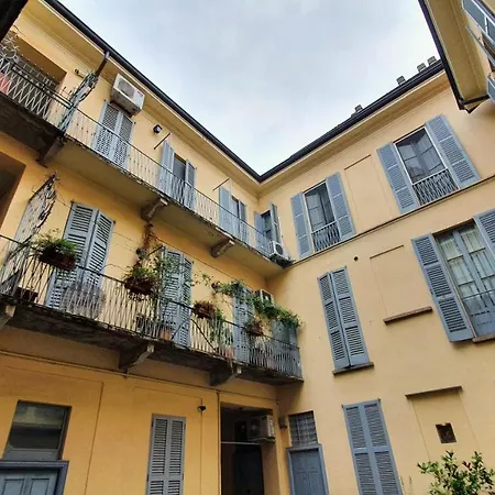 Casa Di Ringhiera Alle Colonne Di San Lorenzo