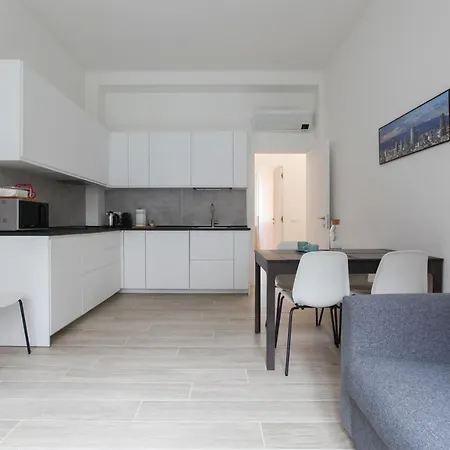 Lovely - Lovely Porta Romana Mailand