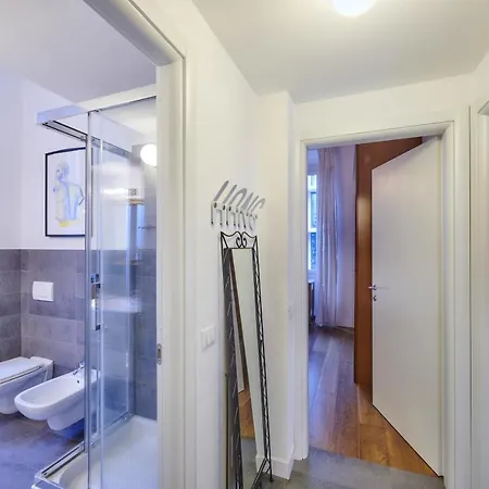 Apartment Brera Moscova Trilocale *
