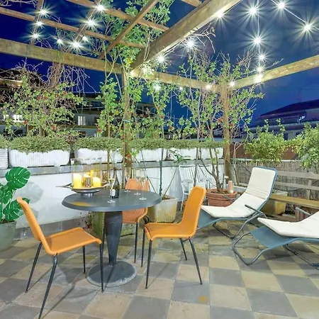 Apartment Duomo 10 Min Luxury • Terrazzo • Wi-fi • Netflix Milan