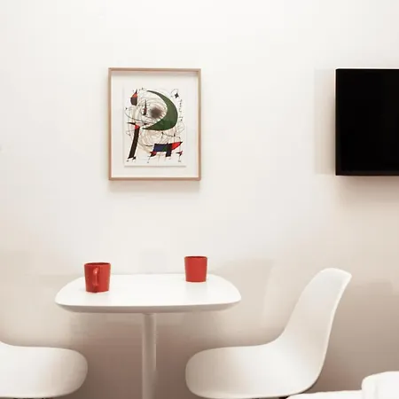 Bnbutler - Schiaparelli * Milánó