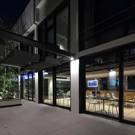 Hotel Versoverde Alzaia Naviglio Grande Milan
