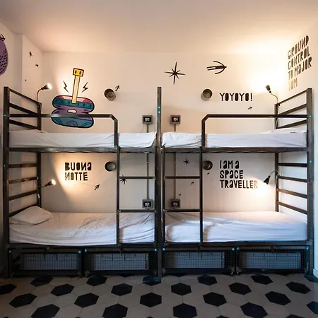 Madama Hostel&bistrot *