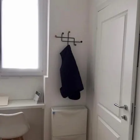 Appartement The Small White House In Milan