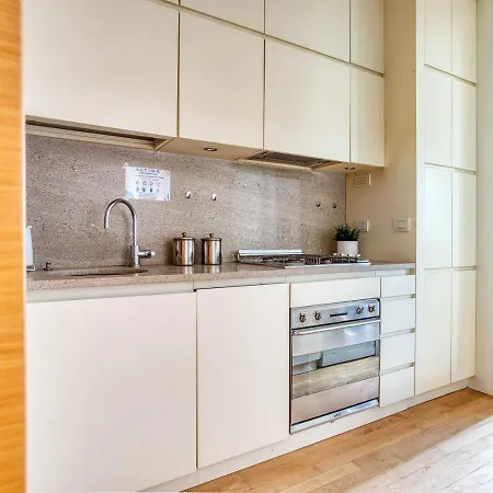 Apartamento Joivy Vibrant With Balcony