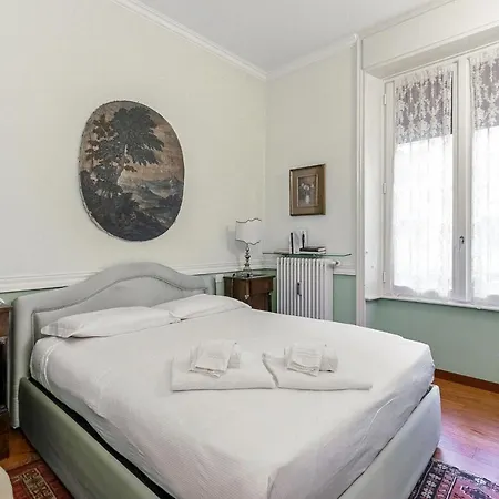 Отель Menotti One Bedroom *