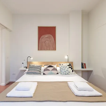 Velasquez - B - San Siro Apartmán